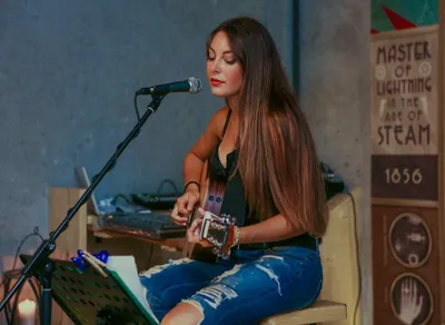 Discover the Heartwarming 'Te Quiero Mucho' English Song That Will Make Your Heart Sing!