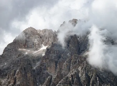 Express Your Love with 'Te Quiero Mucho' in Spanish!