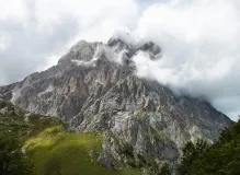 Expressing Love: Te Quiero Mucho in English Translation