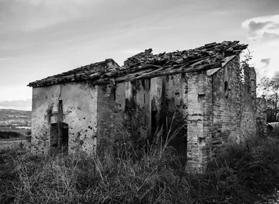 Learn the Spanish Translation of 'Te Quiero Mucho' - Express Your Love in a Romantic Way!