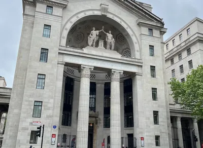 Discover the Heartwarming Translation of Te Quiero Mucho in English